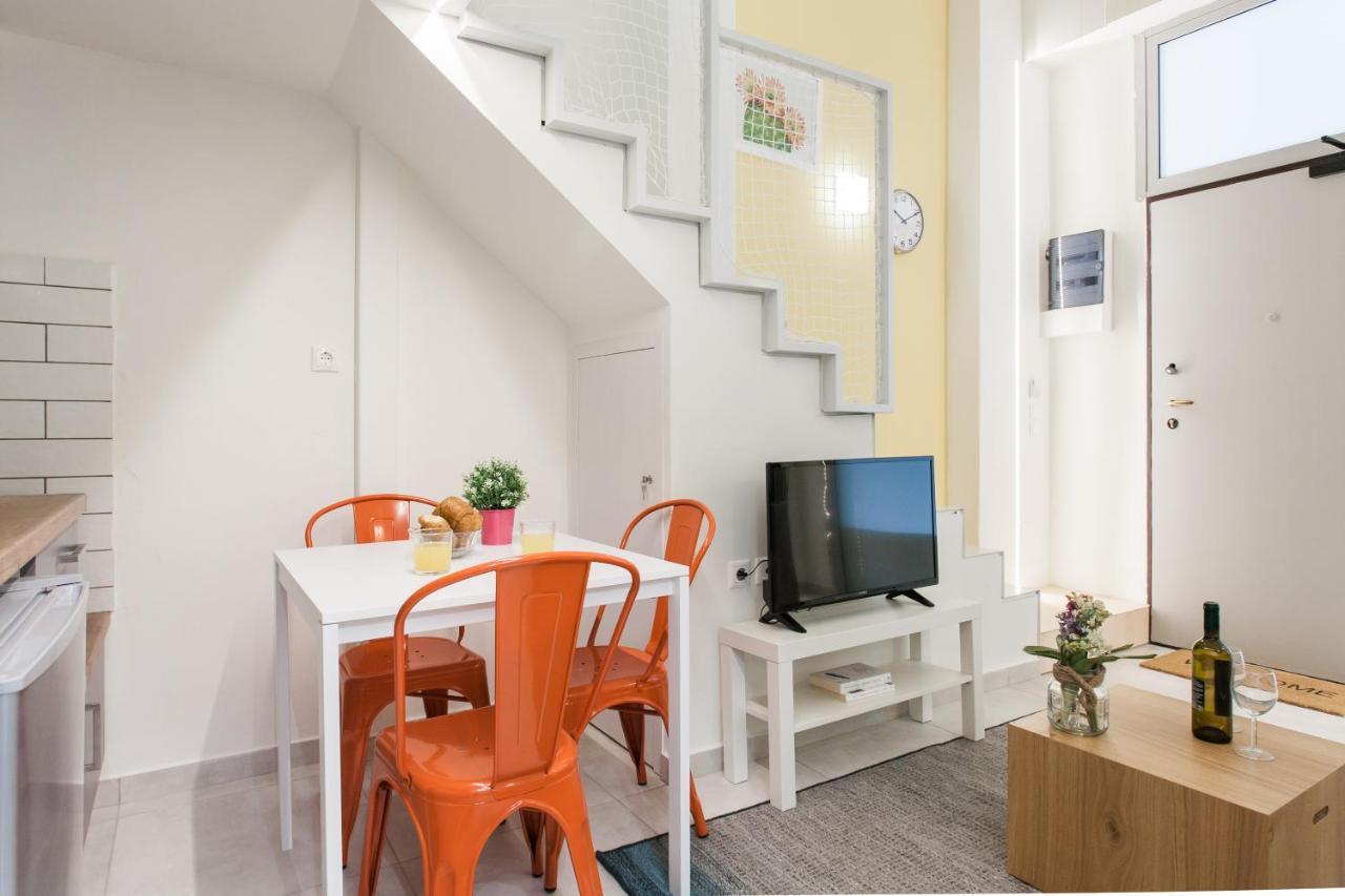 Relax In This Funky Loft Next To Metro! Atenas Exterior foto